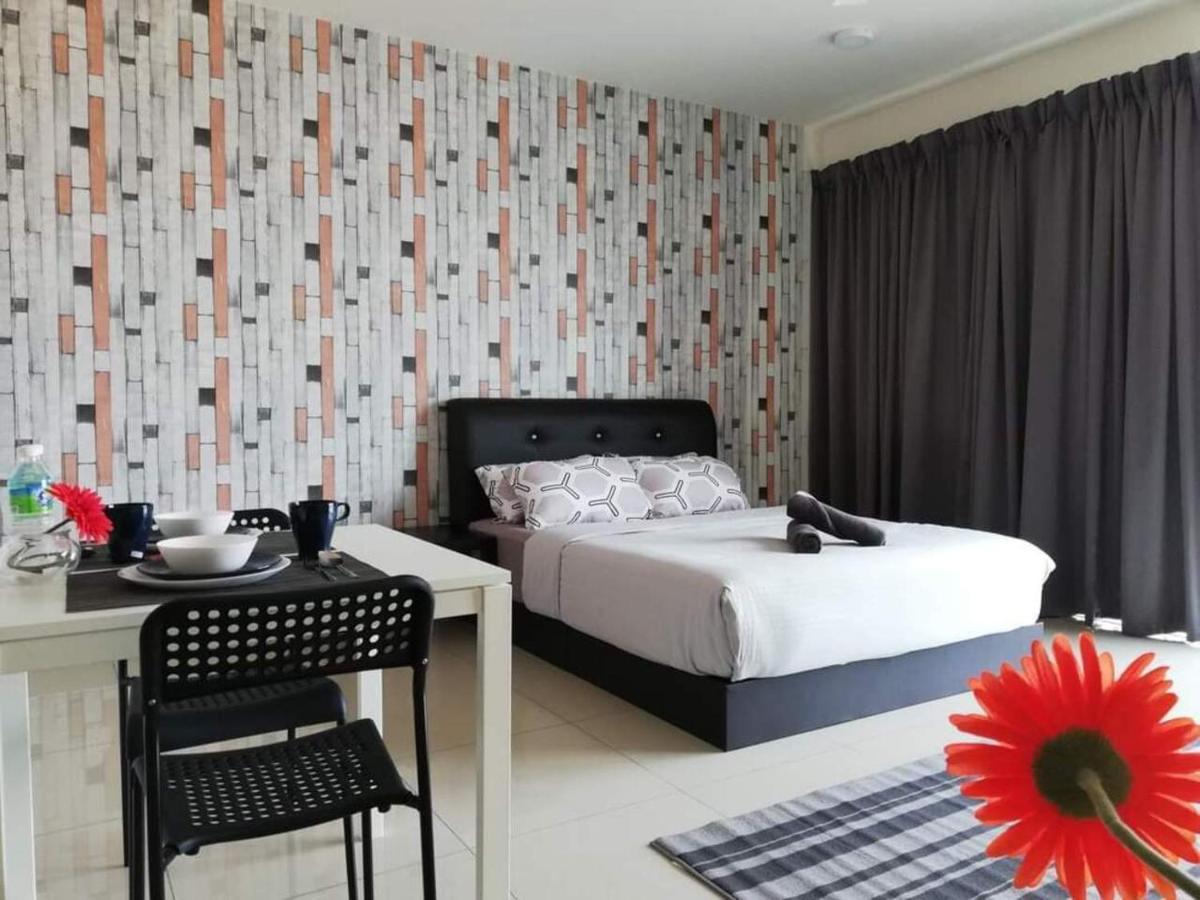 Peanut Butter Homestay - Trefoil Setia Alam Shah Alam Eksteriør billede