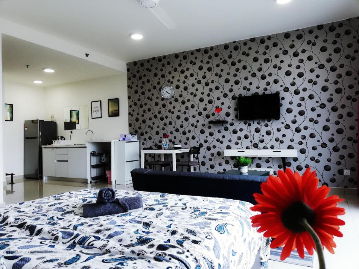 Peanut Butter Homestay - Trefoil Setia Alam Shah Alam Eksteriør billede